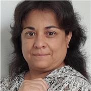 Desarrolla estratégias para leer con fluidez y entonación adecuada